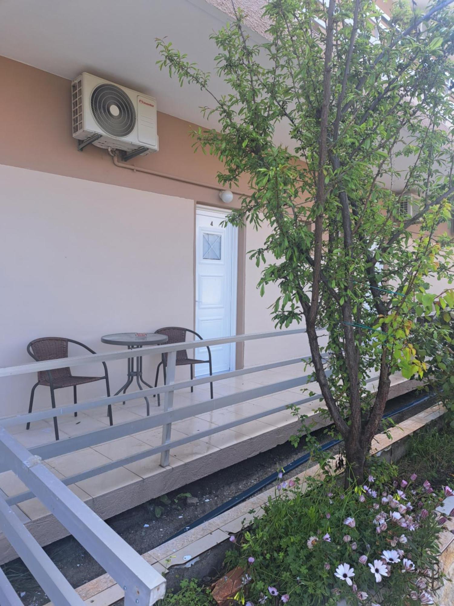 Studios Mona Agios Georgios  Eksteriør billede